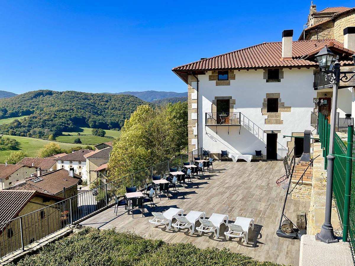 Palacio De Aralar Grande Familias Oskotz Buitenkant foto