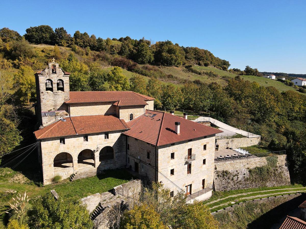 Palacio De Aralar Grande Familias Oskotz Buitenkant foto